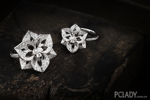 BOUCHERONʫƼ