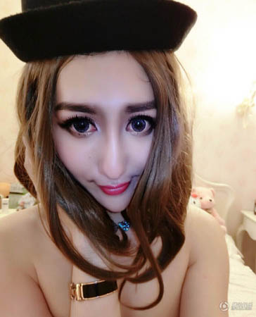 3 3