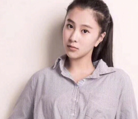 杨子恭喜女儿考进哈佛预科生:用努力换来成功喜悦
