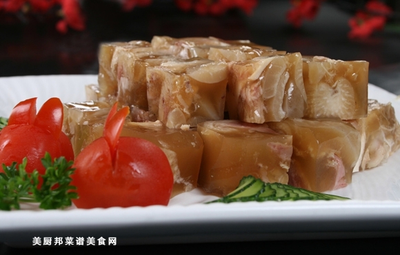 各种猪蹄冻的家常做法,猪蹄冻怎么做 皎家特产