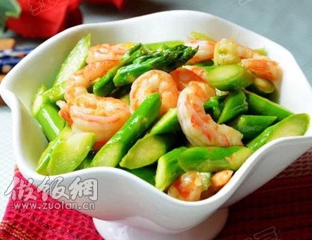 芦笋炒虾仁的做法
