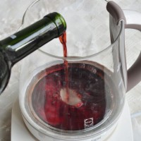 红酒肉桂炖苹果的做法图解2