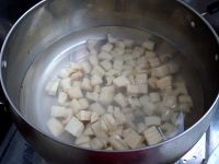 玉米莲藕红豆汤的做法步骤7