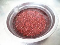 玉米莲藕红豆汤的做法步骤1
